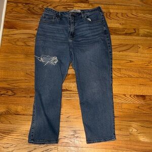 Hollister women's curvy ultra high rise vintage straight Blue Jeans 13S. 31/25